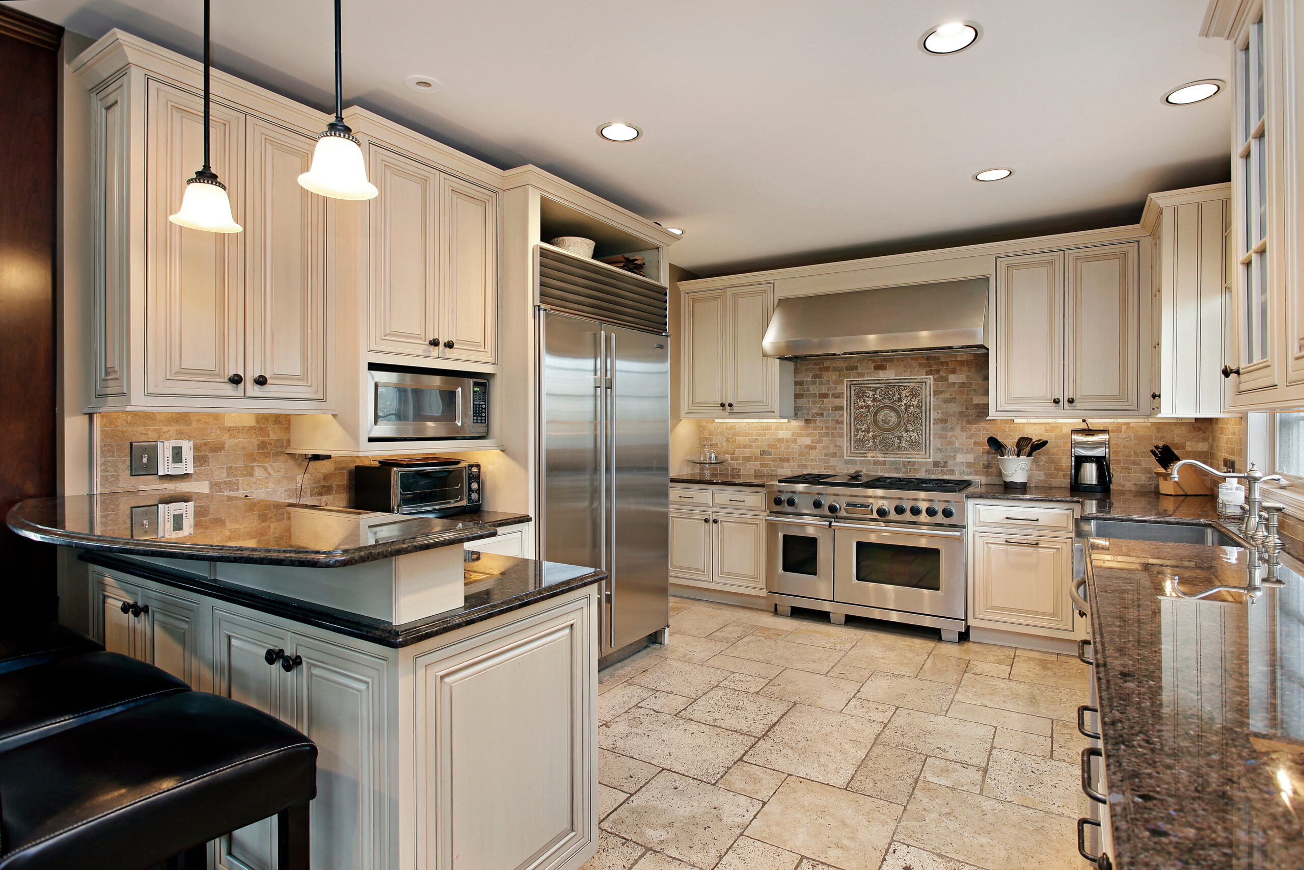Modern Kitchens, Timeless Craftsmanship