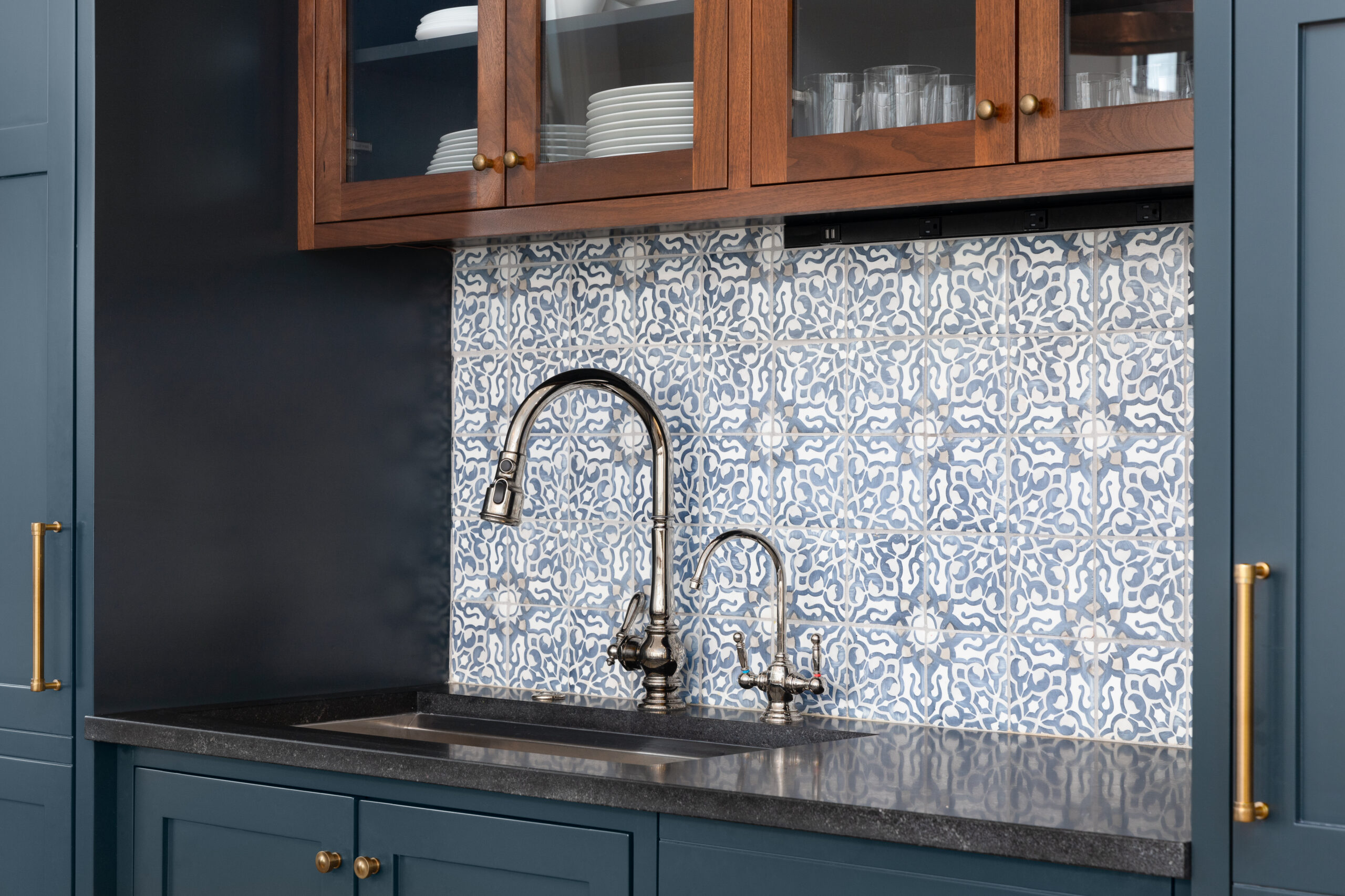 Patterns. Texture. Precision.
