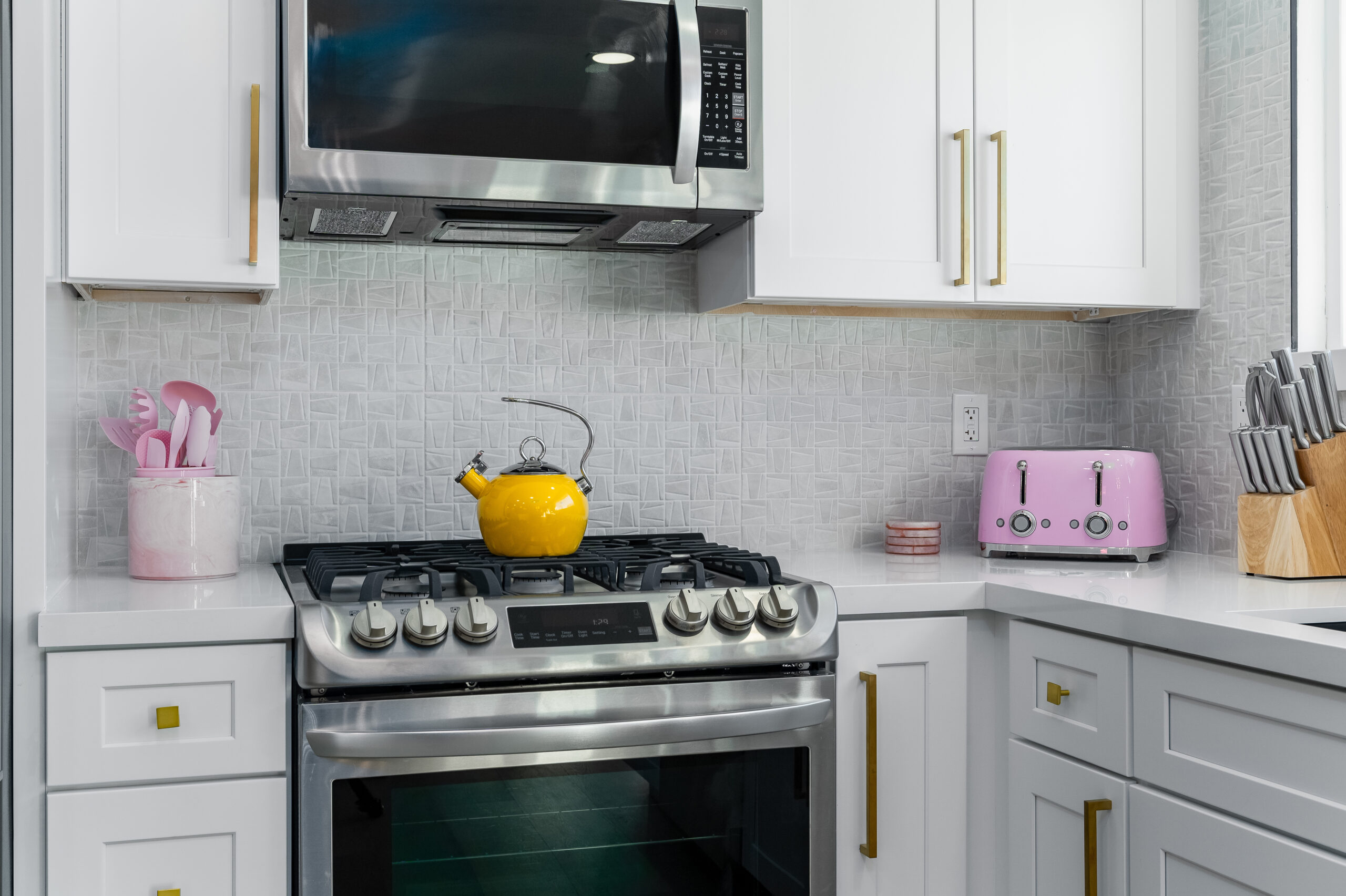 Tailored Spaces, Signature Style